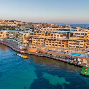 Отель Verdi St George's Bay Marina